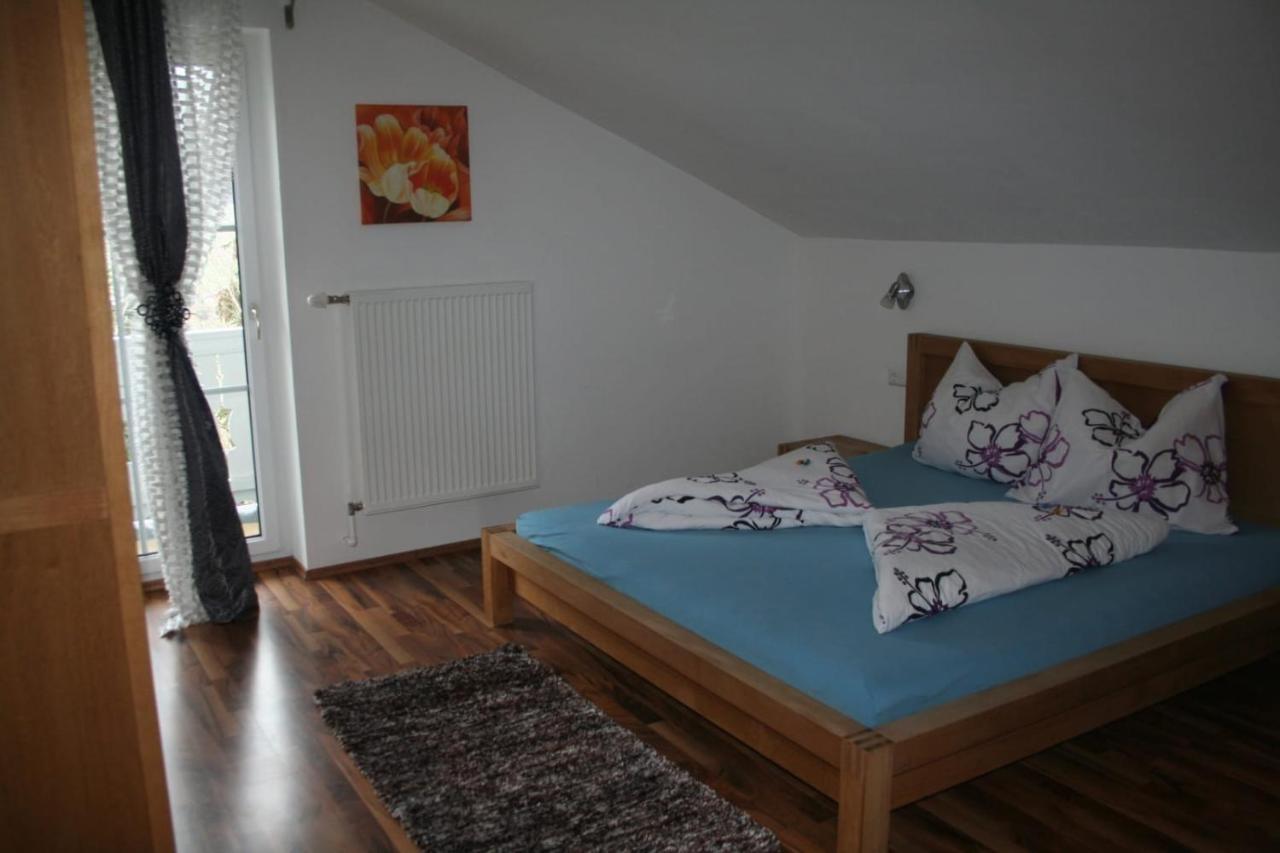 Haus Emily Bed and Breakfast Schladming Exteriör bild